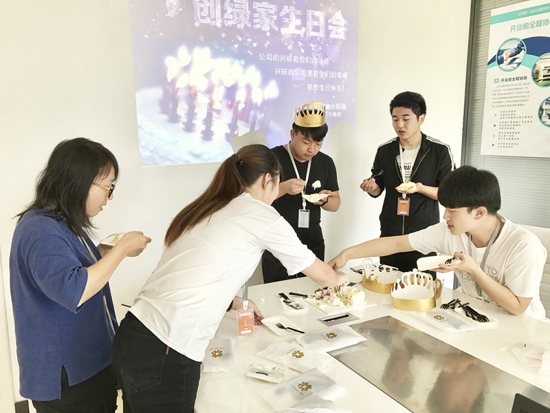 【10月生日會(huì)】我們的創(chuàng)綠家溫暖、開(kāi)心，還有傳承！