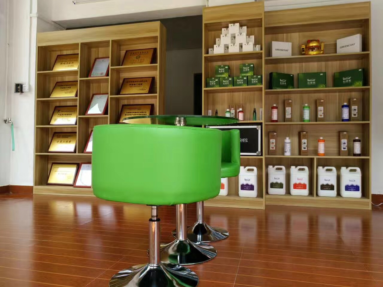 熱烈祝賀創(chuàng)綠家空氣治理潮安服務(wù)中心新落成！