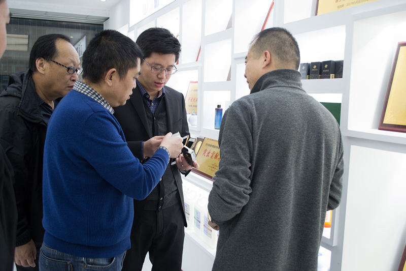 中國室內(nèi)環(huán)境凈化治理行業(yè)第四次發(fā)展研討會(huì)圓滿結(jié)束！