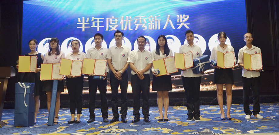 創(chuàng)綠家環(huán)保2018年中工作會(huì)議暨5周年慶典圓滿結(jié)束！